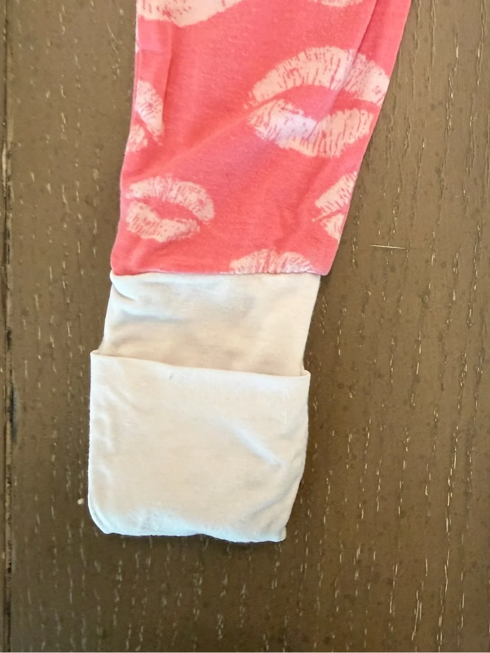 Little Sleepies Pink Long-Sleeve Bamboo Footie Sleeper/Kisses Onesie • Size 0-3M
